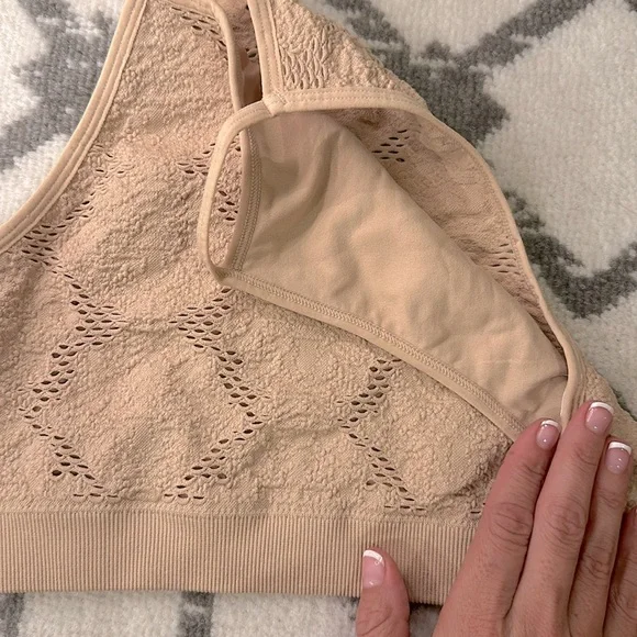 Aerie Seamless Crochet Top Sz XS Tan/Beige Color - Picture 5 of 5